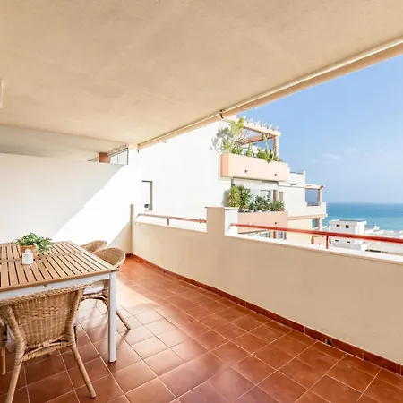 Vb Ave Marina Front Seaviews 2br * Benalmádena