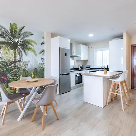 Vb Ave Marina Front Seaviews 2br Apartman